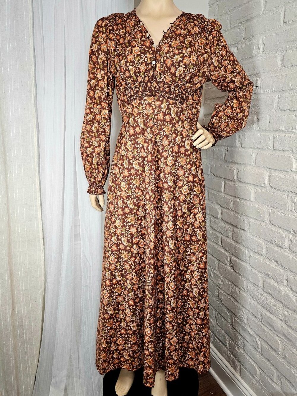 DÔEN Milania Mulberry Floral Maxi Dress Size Large